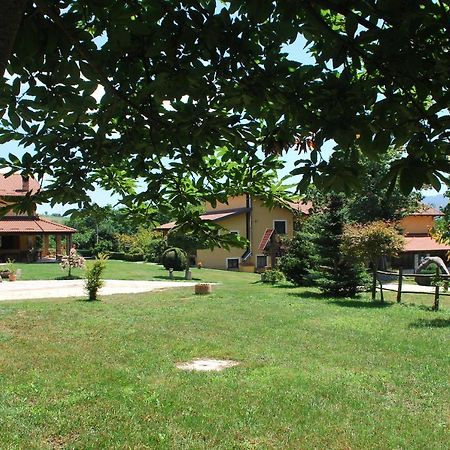 فيلا سيرا سان برونوفي Agriturismo Roseto المظهر الخارجي الصورة